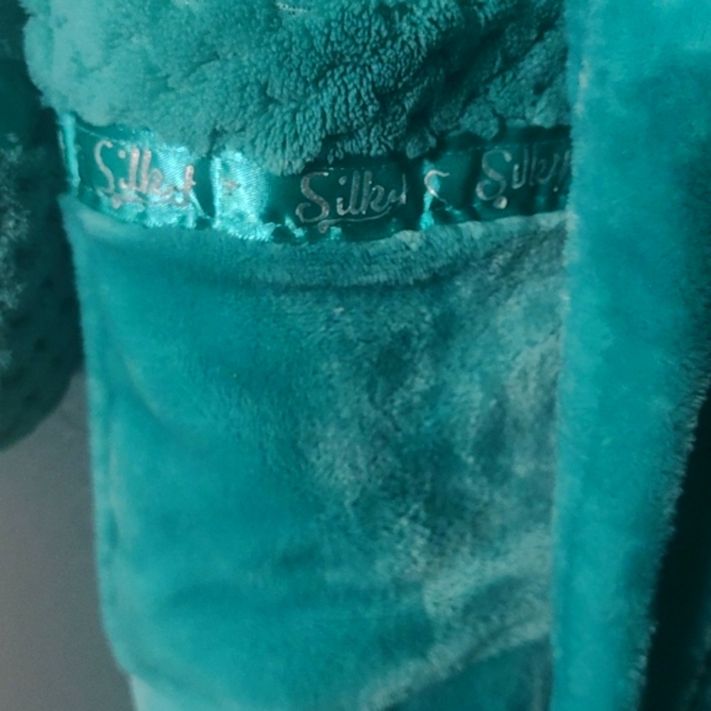 Elegant Teal Women's Robe - Picture 4 of 7